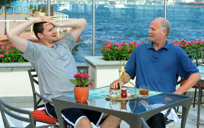 2010-Kevin-Love-father-Stan.jpg